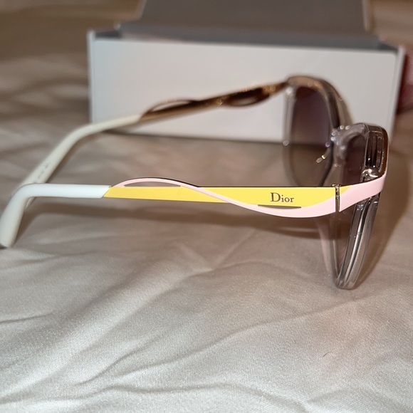 Dior Metaleyes Cat Eye Sunglasses - Picture 8 of 12